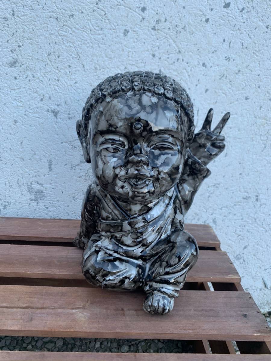 Le IKI BUDDHA POP MARBRE GRIS 