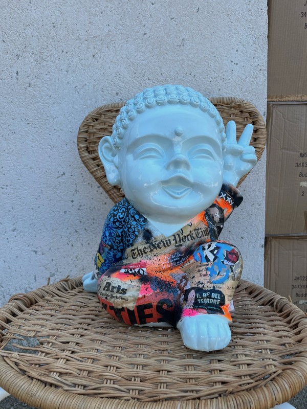 Commande professionnelle de statue Bouddha unique pour espace bien-être avec finition mate à Paris