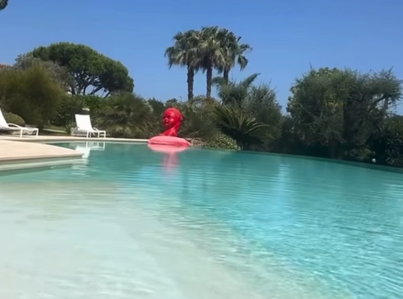 Commande personnalisée d’un Bouddha extérieur pour zone détente d’une résidence de luxe à Monaco 98000