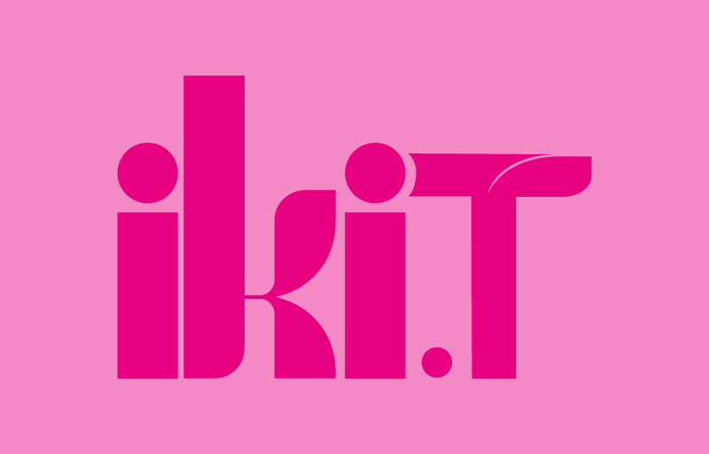 Statue déco piscine : Une sculpture en résine disponible sur notre boutique en ligne pour la décoration.